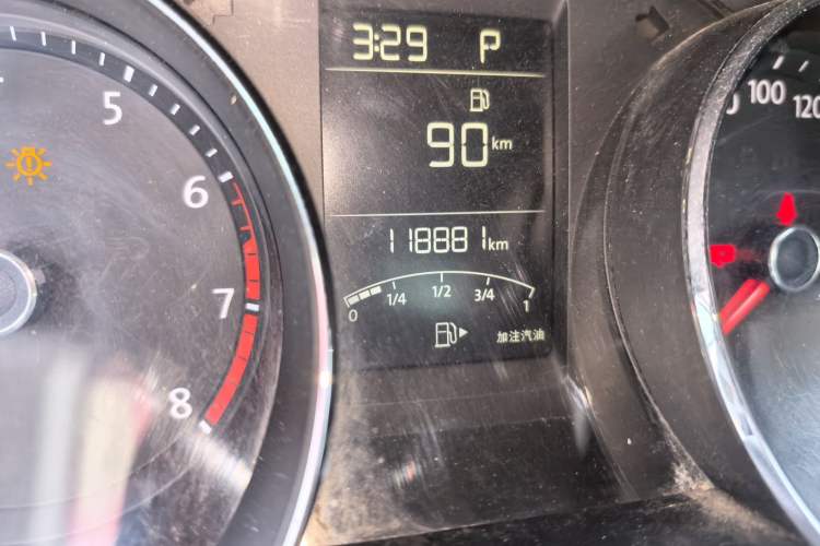 Used Volkswagen Lavida 2017 230TSI DSG Comfort Edition Odometer Close Up