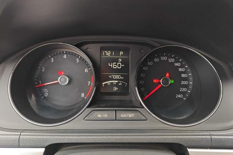 Used Volkswagen Lavida 2017 230TSI DSG Comfort Edition Odometer Close Up