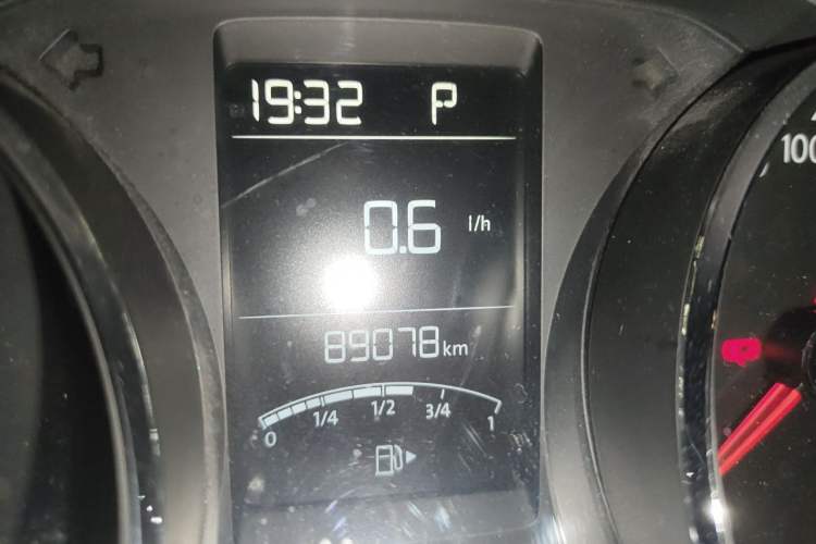Used Volkswagen Lavida 2017 230TSI DSG Comfort Edition Odometer Close Up