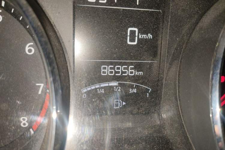 Used Volkswagen Lavida 2017 1.6L Automatic Comfort Edition Odometer Close Up