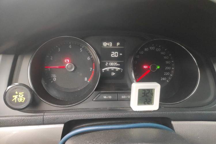Used Volkswagen Lavida 2017 1.6L Automatic Comfort Edition Odometer Close Up