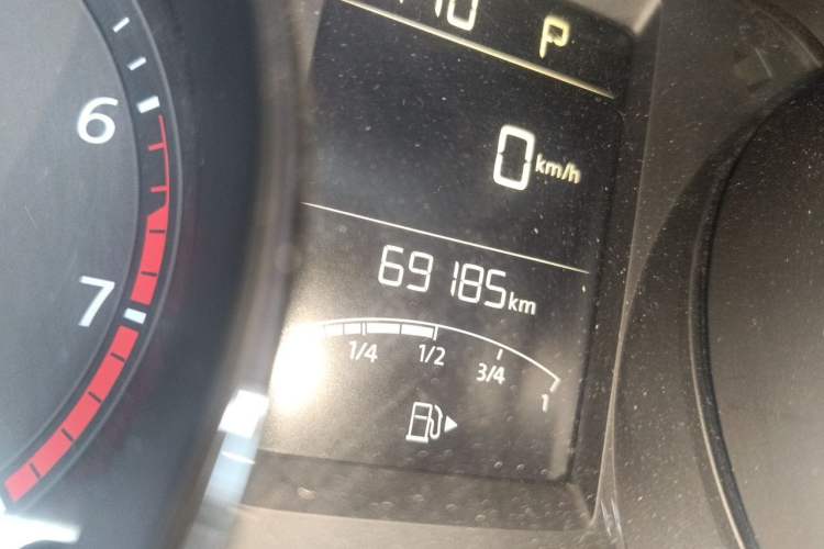 Used Volkswagen Lavida 2017 1.6L Automatic Comfort Edition Odometer Close Up