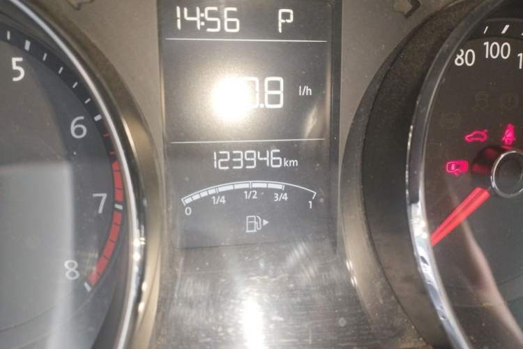 Used Volkswagen Lavida 2017 1.6L Automatic Comfort Edition Odometer Close Up