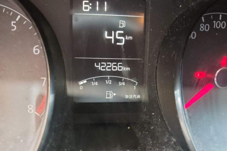 Used Volkswagen Lavida 2017 1.6L Manual Fashion Edition Odometer Close Up