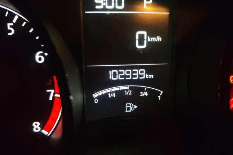 Used Volkswagen Lavida 2017 1.6L Automatic Fashion Edition Odometer Close Up