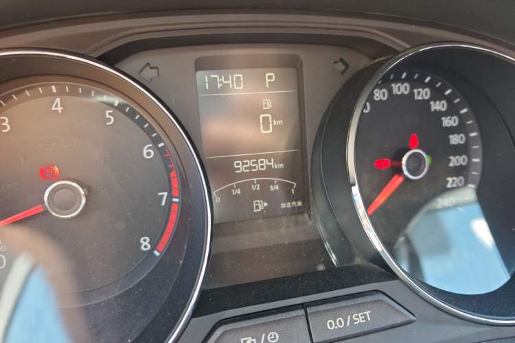Used Volkswagen Lavida 2017 1.6L Automatic Comfort Edition Odometer Close Up