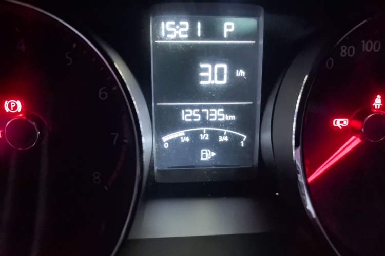 Used Volkswagen Lavida 2017 230TSI DSG Comfort Edition Odometer Close Up
