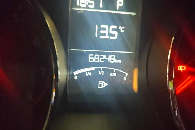 Used Volkswagen Lavida 2017 1.6L Automatic Comfort Edition Odometer Close Up