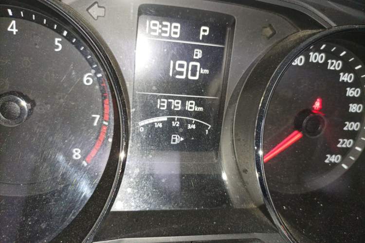 Used Volkswagen Lavida 2017 230TSI DSG Comfort Edition Odometer Close Up