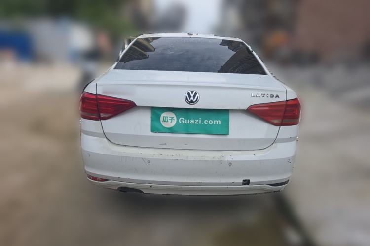 Used Volkswagen Lavida 2017 1.6L Automatic Fashion Edition Rear