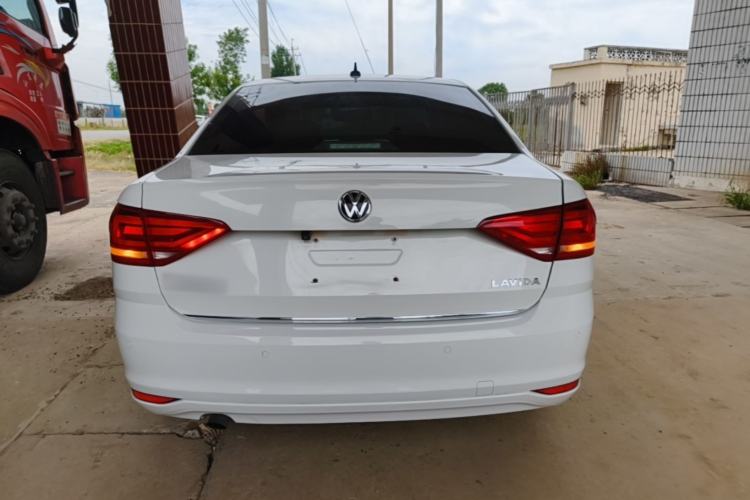 Used Volkswagen Lavida 2017 1.6L Automatic Comfort Edition Rear