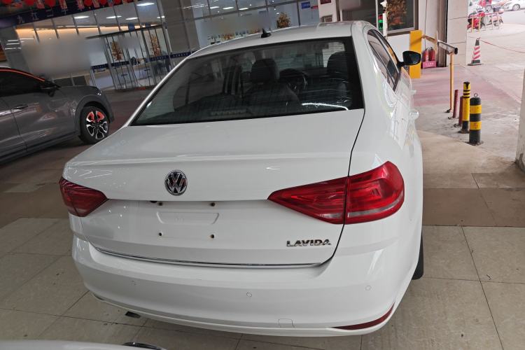 Used Volkswagen Lavida 2017 1.6L Automatic Comfort Edition Rear
