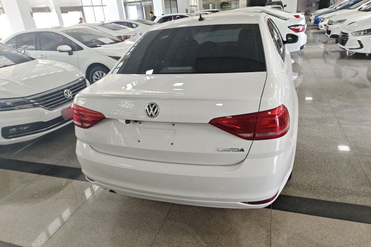 Used Volkswagen Lavida 2017 1.6L Automatic Fashion Edition Rear