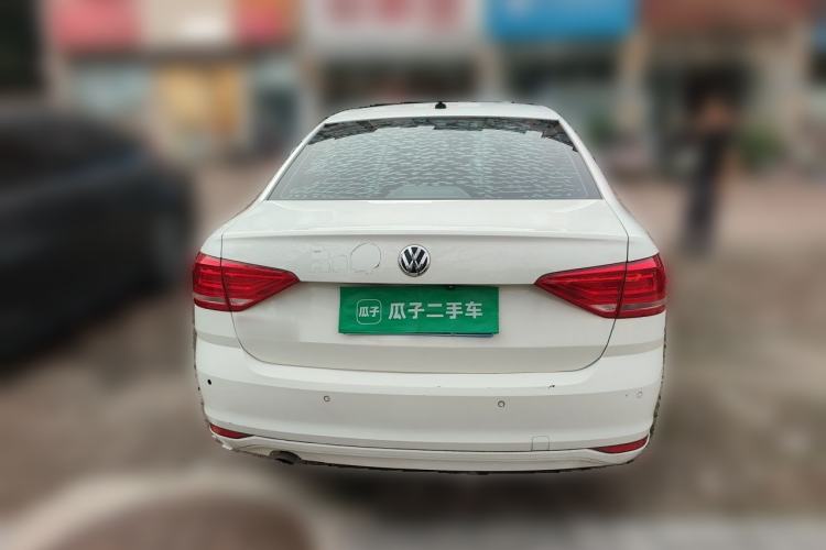 Used Volkswagen Lavida 2017 1.6L Manual Comfort Edition Rear