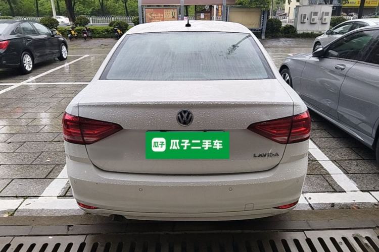 Used Volkswagen Lavida 2017 1.6L Automatic Fashion Edition Rear