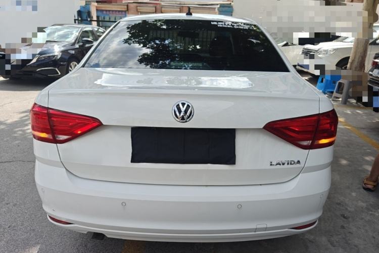 Used Volkswagen Lavida 2017 1.6L Automatic Fashion Edition Rear