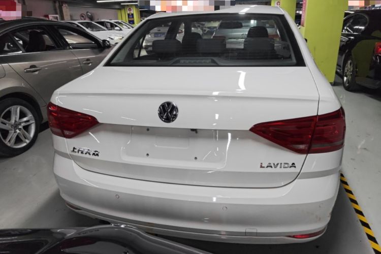 Used Volkswagen Lavida 2017 1.6L Automatic Fashion Edition Rear