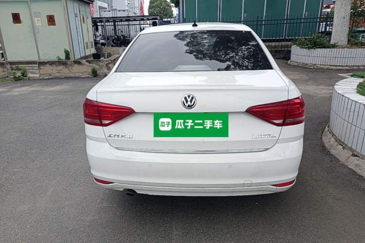 Used Volkswagen Lavida 2017 1.6L Manual Comfort Edition Rear