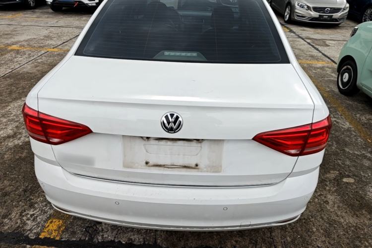 Used Volkswagen Lavida 2017 1.6L Automatic Comfort Edition Rear