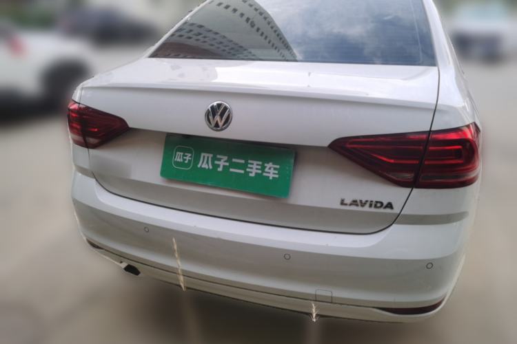 Used Volkswagen Lavida 2017 1.6L Manual Fashion Edition Rear