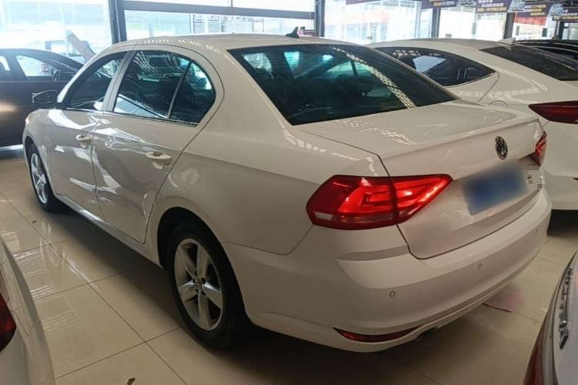 Used Volkswagen Lavida 2017 1.6L Manual Fashion Edition Rear Left 45 Deg
