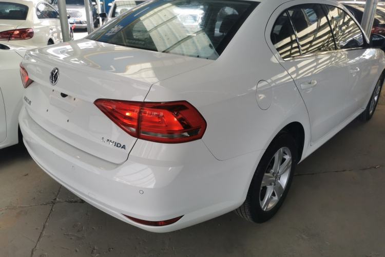 Used Volkswagen Lavida 2017 1.6L Manual Fashion Edition Rear Right 45 Deg