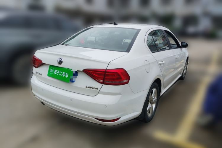 Used Volkswagen Lavida 2017 1.6L Automatic Fashion Edition Rear Right 45 Deg