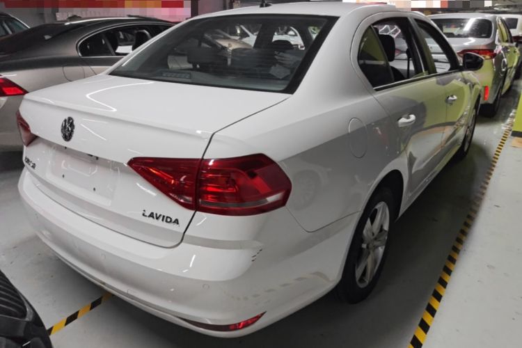 Used Volkswagen Lavida 2017 1.6L Automatic Fashion Edition Rear Right 45 Deg