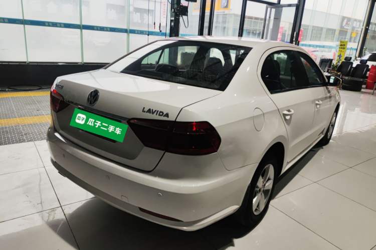 Used Volkswagen Lavida 2017 1.6L Automatic Comfort Edition Rear Right 45 Deg