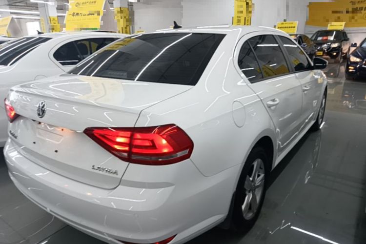 Used Volkswagen Lavida 2017 1.6L Automatic Fashion Edition Rear Right 45 Deg