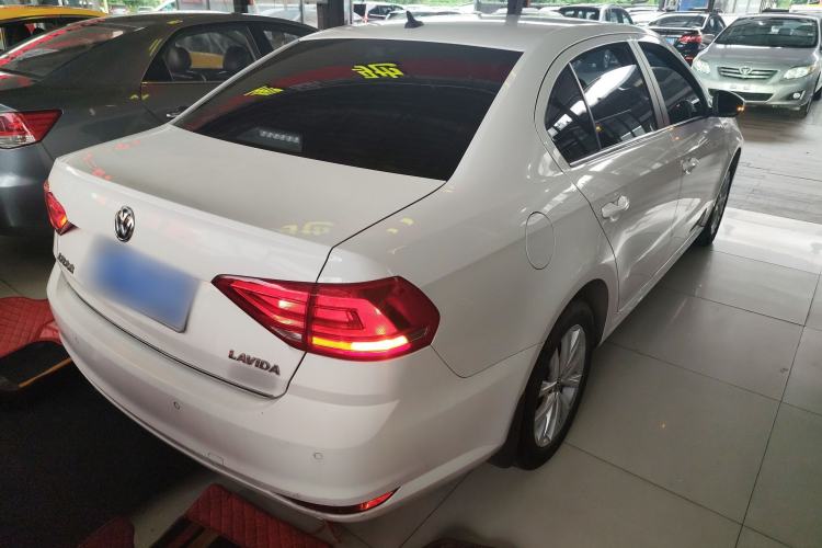 Used Volkswagen Lavida 2017 230TSI DSG Comfort Edition Rear Right 45 Deg
