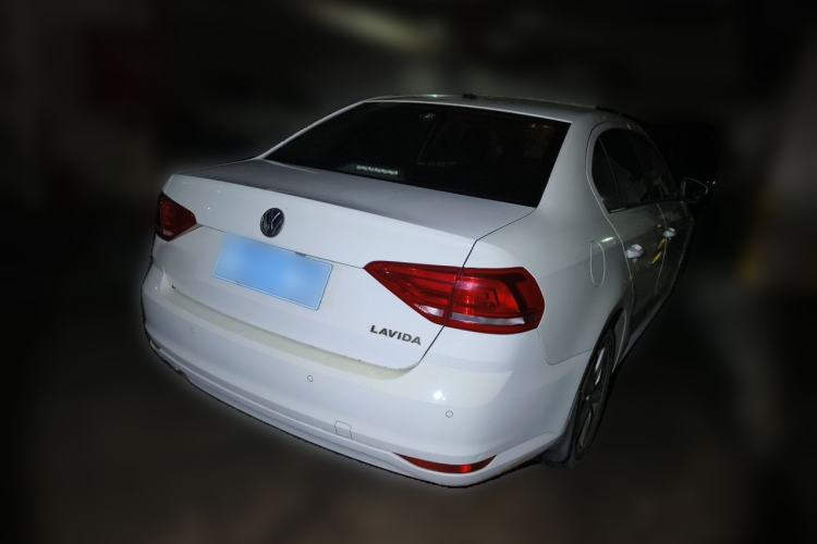 Used Volkswagen Lavida 2017 1.6L Automatic Fashion Edition Rear Right 45 Deg