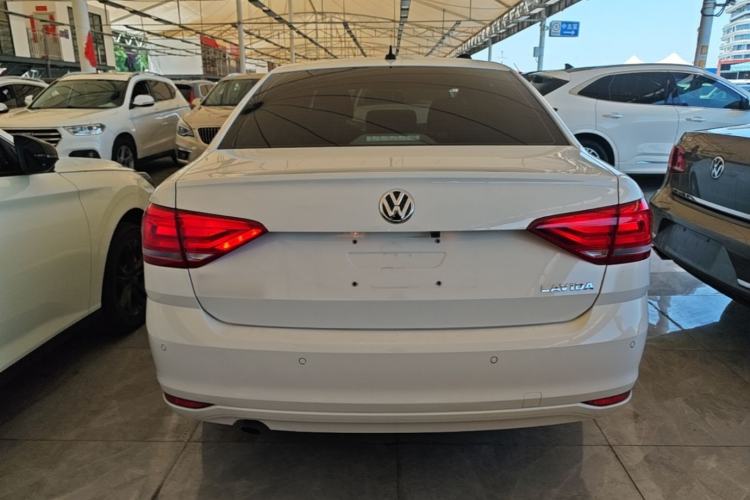 Used Volkswagen Lavida 2017 1.6L Automatic Fashion Edition Rear