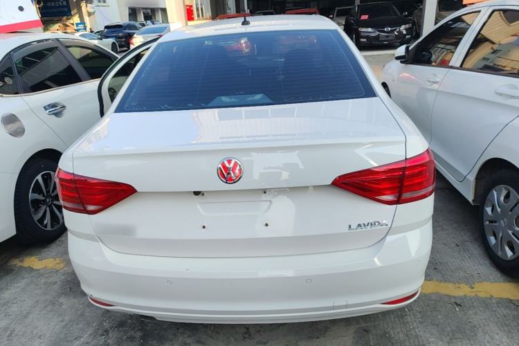 Used Volkswagen Lavida 2017 1.6L Manual Fashion Edition Rear