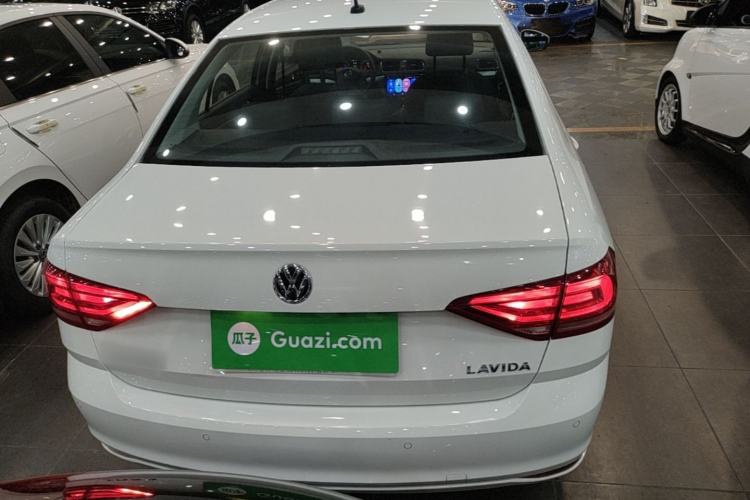 Used Volkswagen Lavida 2017 1.6L Automatic Fashion Edition Rear