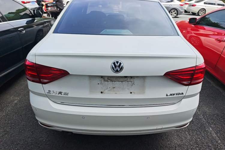 Used Volkswagen Lavida 2017 1.6L Automatic Comfort Edition Rear