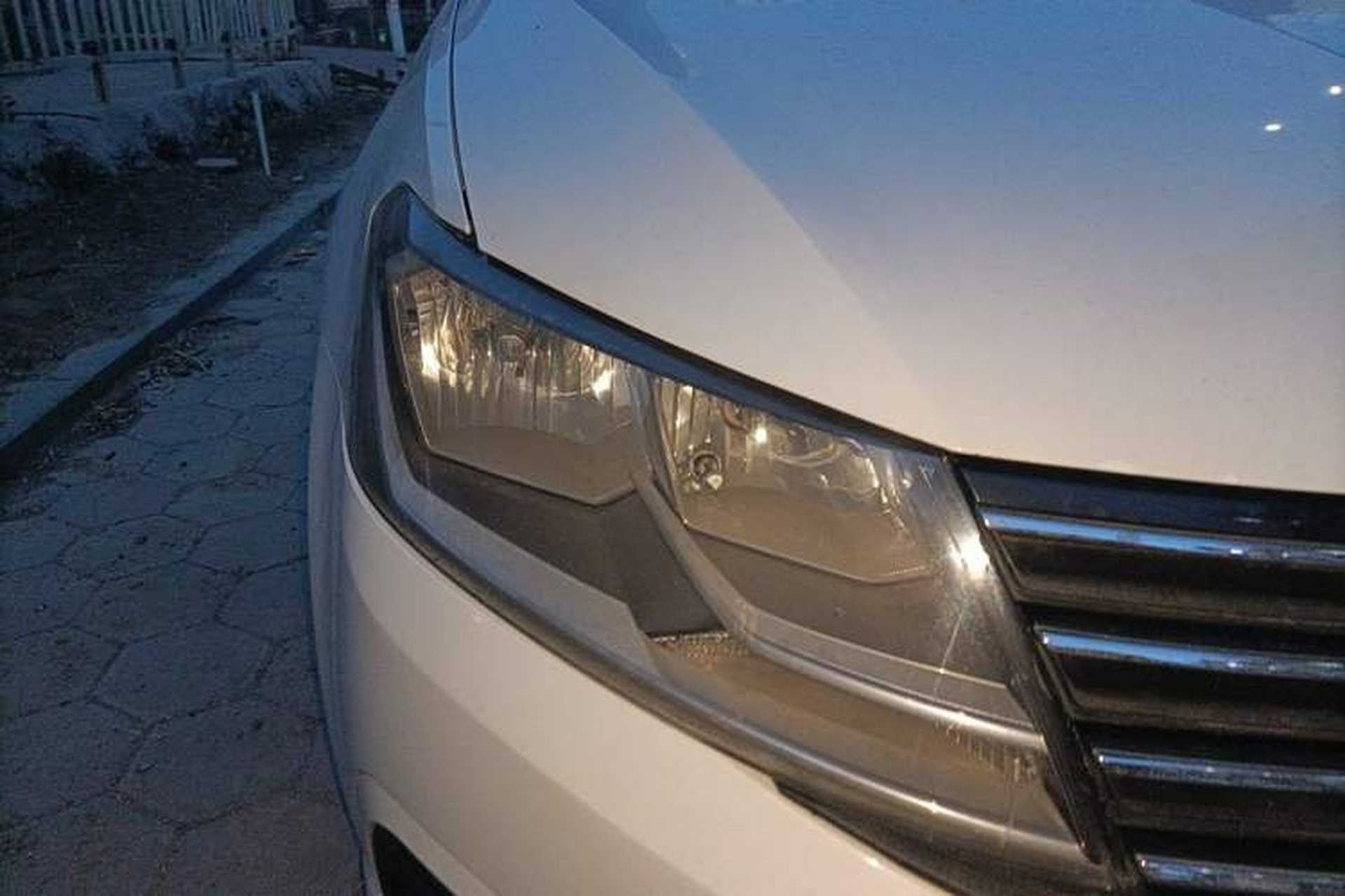 Used Volkswagen Lavida 2017 1.6L Manual Fashion Edition Right Front Headlight