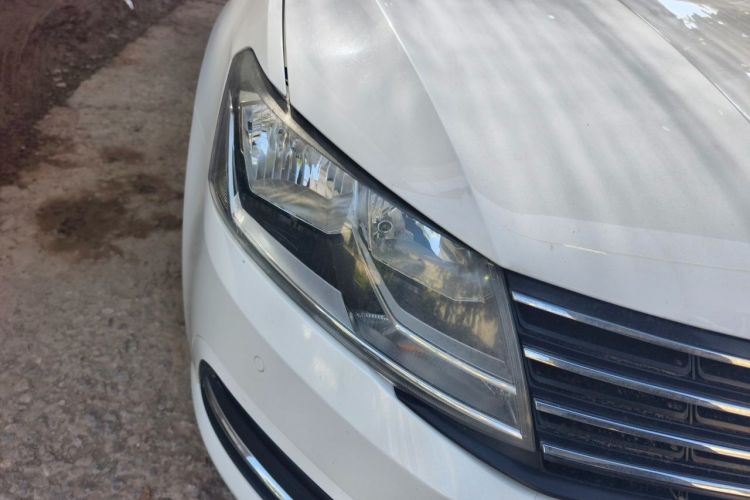 Used Volkswagen Lavida 2017 1.6L Automatic Comfort Edition Right Front Headlight