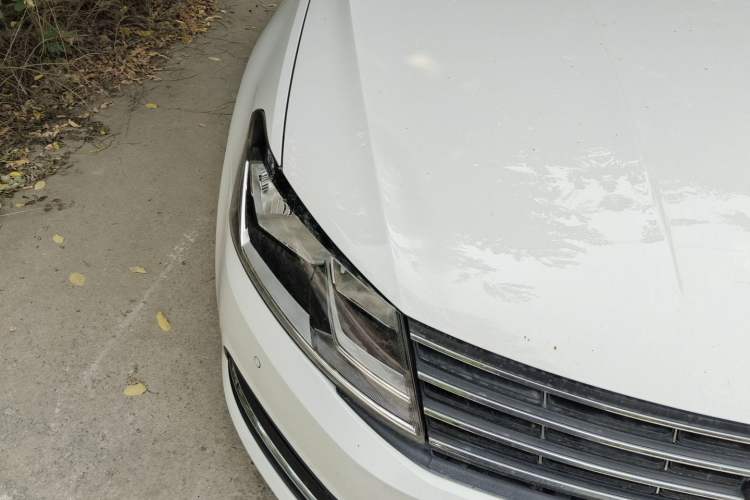 Used Volkswagen Lavida 2017 230TSI DSG Comfort Edition Right Front Headlight