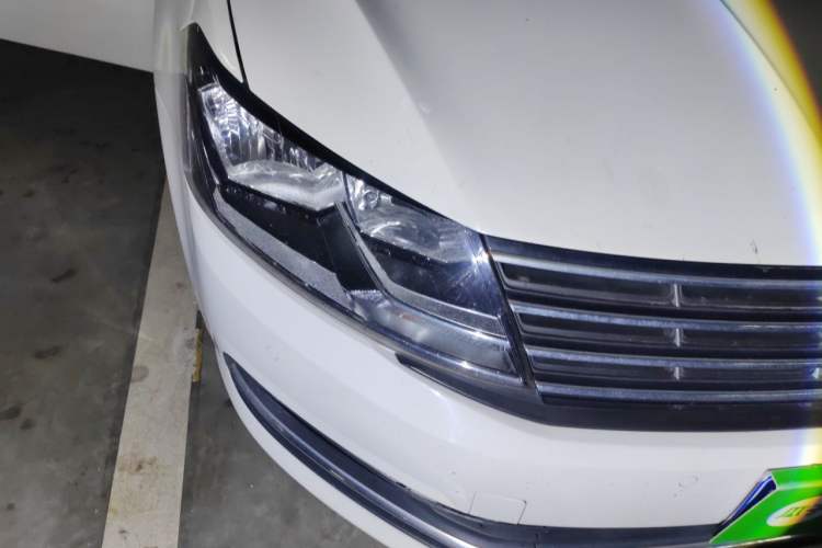 Used Volkswagen Lavida 2017 230TSI DSG Comfort Edition Right Front Headlight
