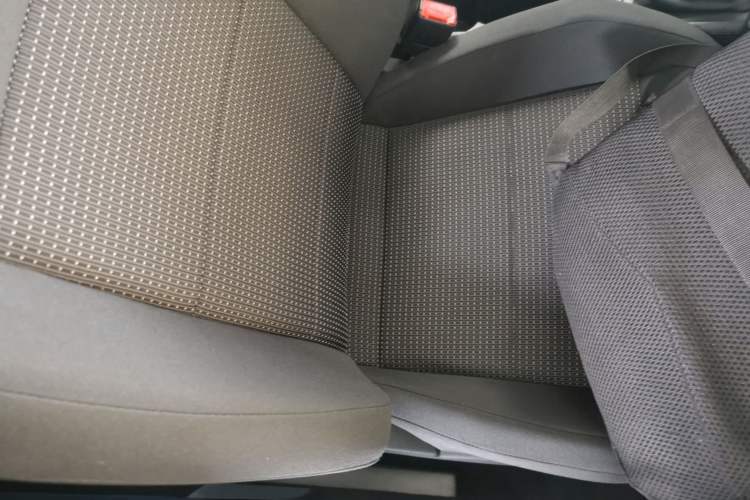 Used Volkswagen Lavida 2017 1.6L Manual Fashion Edition Right Front Seat