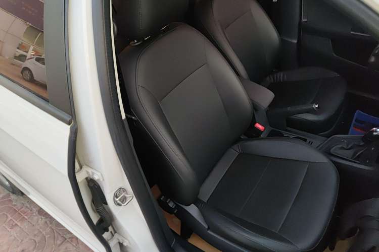 Used Volkswagen Lavida 2017 1.6L Automatic Fashion Edition Right Front Seat