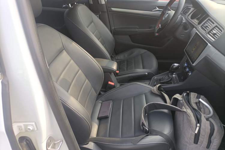 Used Volkswagen Lavida 2017 1.6L Automatic Comfort Edition Right Front Seat
