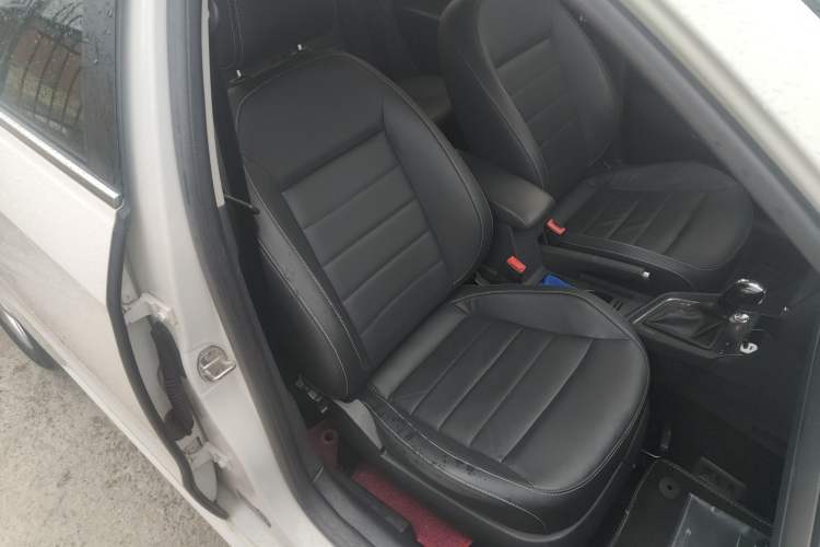 Used Volkswagen Lavida 2017 1.6L Automatic Comfort Edition Right Front Seat