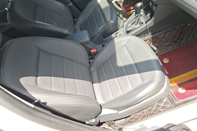 Used Volkswagen Lavida 2017 1.6L Automatic Comfort Edition Right Front Seat