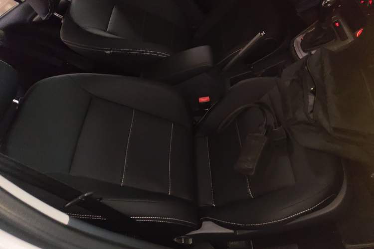 Used Volkswagen Lavida 2017 1.6L Automatic Comfort Edition Right Front Seat