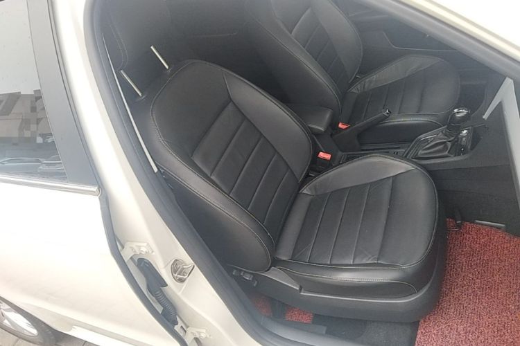 Used Volkswagen Lavida 2017 1.6L Automatic Comfort Edition Right Front Seat