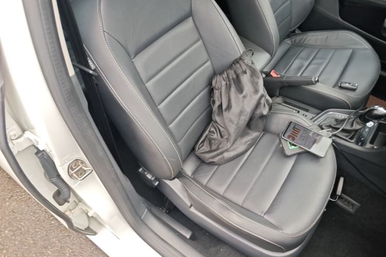 Used Volkswagen Lavida 2017 1.6L Automatic Comfort Edition Right Front Seat