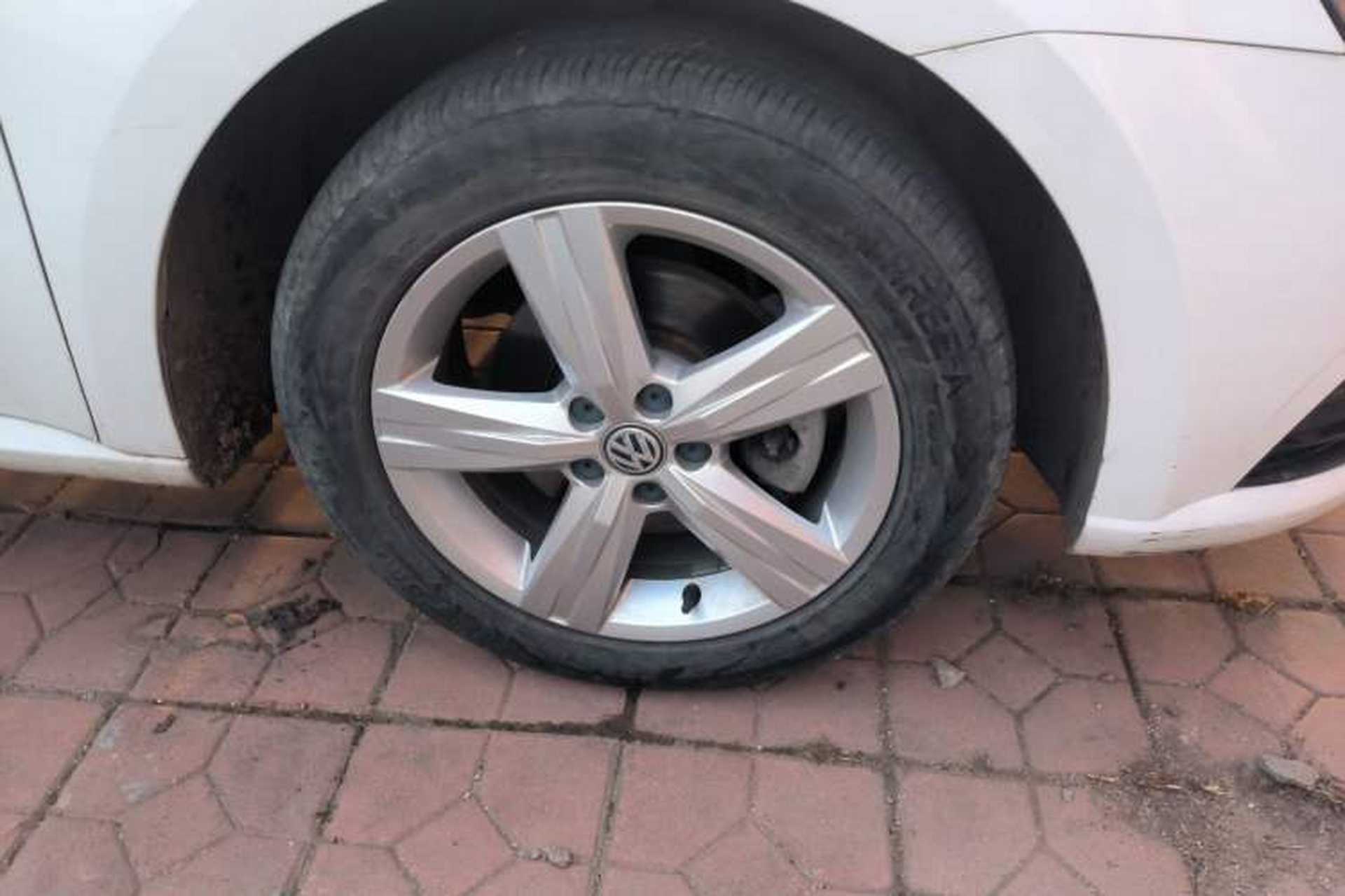 Used Volkswagen Lavida 2017 1.6L Automatic Fashion Edition Right Front Wheel Hub
