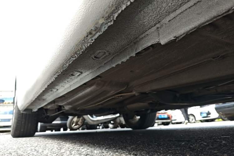 Used Volkswagen Lavida 2017 1.6L Automatic Comfort Edition Right Side Sill